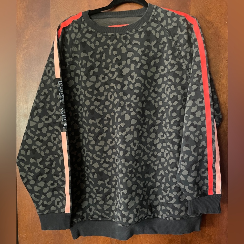 SDXWFA Sarah’s Day x White Fox Athletic Camo Oversized Crewneck Sweatshirt M